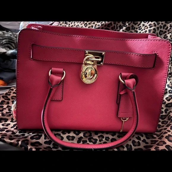 NWOT - Never Used Michael Kors Bag!